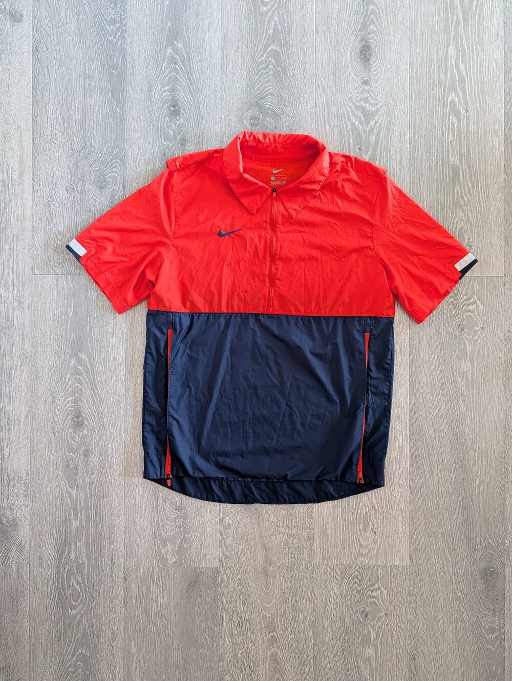 Nike Short Sleeve 1/2 Zip Windbreaker Pullover - S